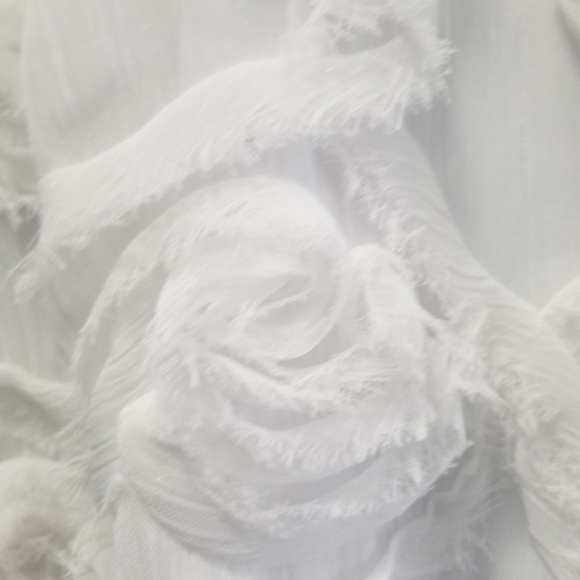 Romantic Dress - Picture 4 of 4